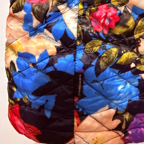 The North Face Women's Floral Vest - Black, Blue, Pink size medium - Picture 3 of 5